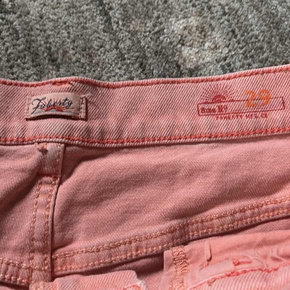 Faherty coral Jean Shorts Distressed Cut-Off Style - size 29 - great condition - Picture 2 of 6